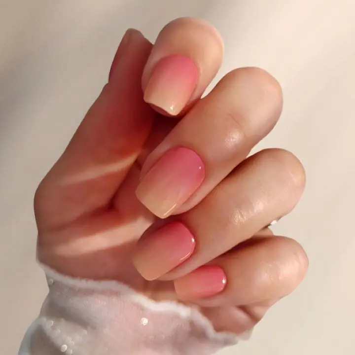 peach fuzz und andere trendfarben im fruehjahr sommer 2024 4